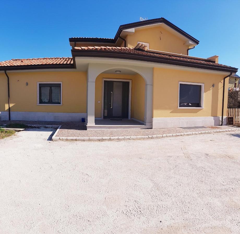 לינה וארוחת בוקר מונטלה Horse House מראה חיצוני תמונה