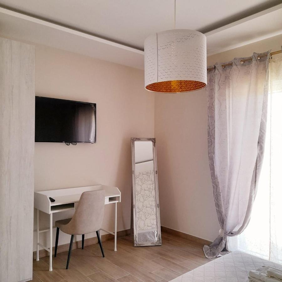 לינה וארוחת בוקר מונטלה Horse House מראה חיצוני תמונה